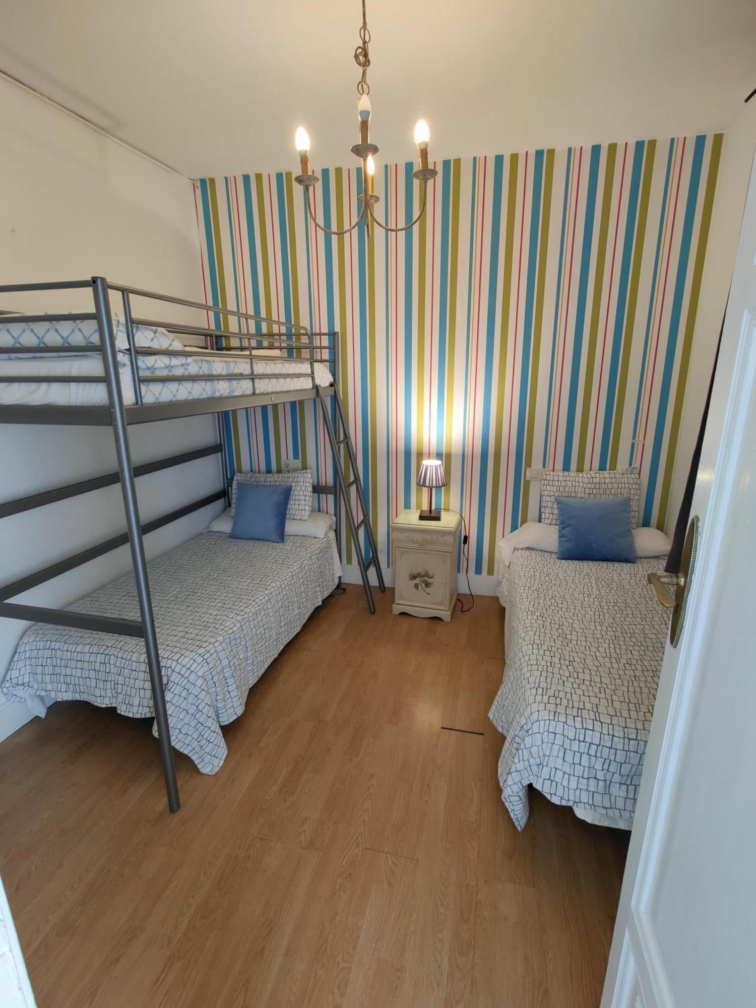 Rua Nova Apartment 28, 3 Dormitorios, Wifi, Ps4 Y Netflix, A 200M Catedral ซานติอาโก เด กอมโปสเตลา ภายนอก รูปภาพ